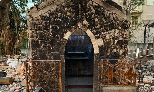 2016 - A capela que resistiu ao fogo